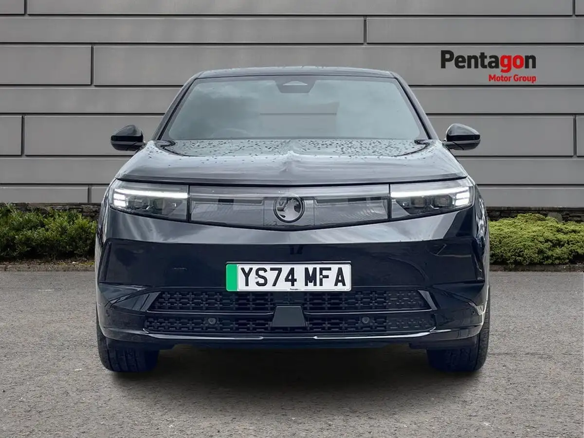2024-vauxhall-grandland-e-gs-big-14