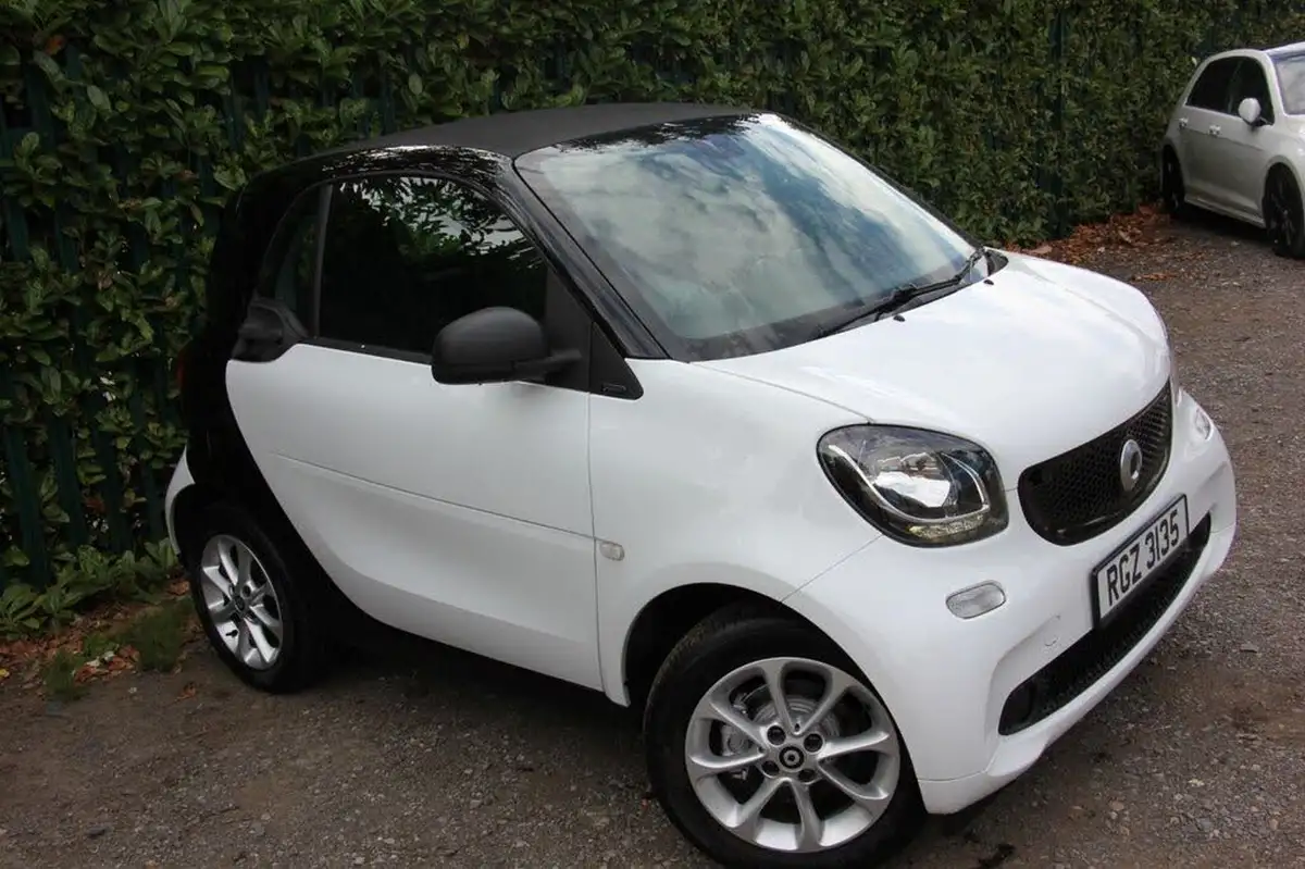 2016-smart-fortwo-10-passion-71bhp-ss-coupe-big-0