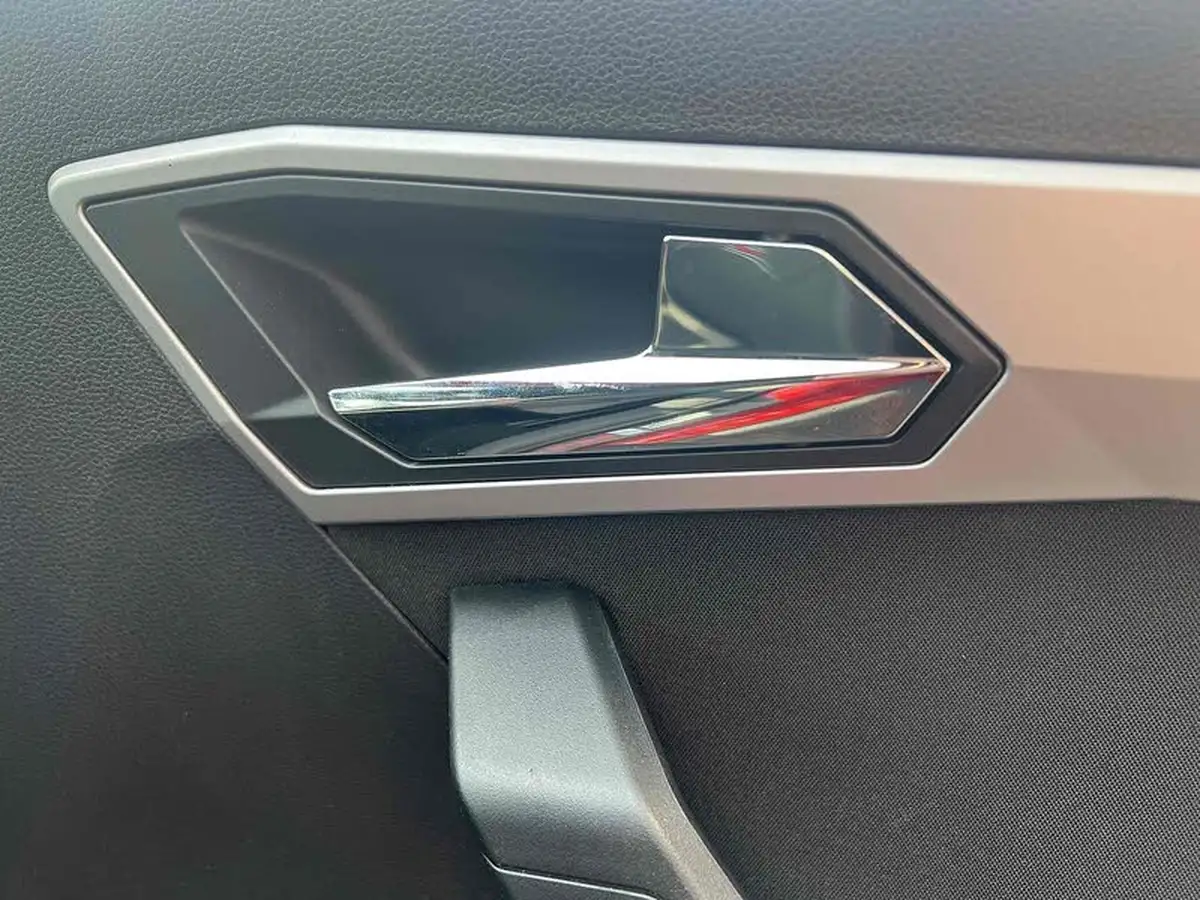 2019-seat-arona-10-tsi-fr-big-34
