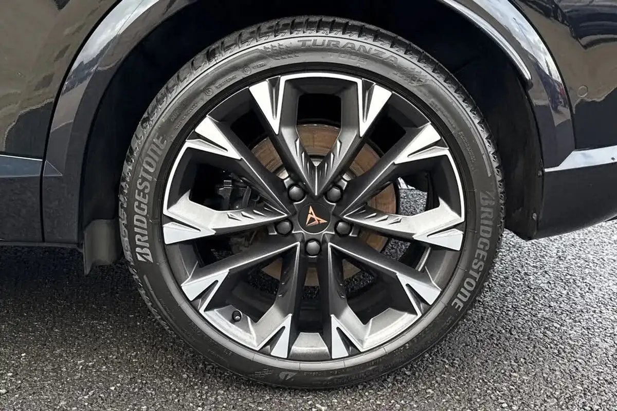 2024-cupra-formentor-20-tsi-vz2-333ps-4drive-big-21