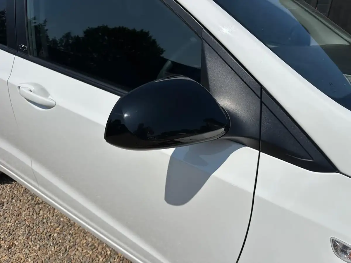 2019-hyundai-i10-10-play-big-9
