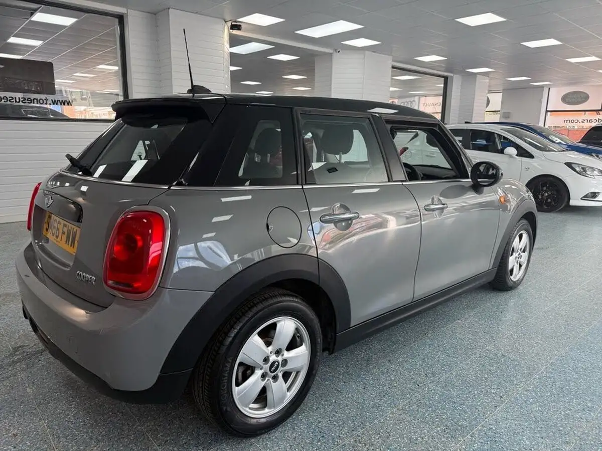 2016-mini-cooper-15-cooper-ss-hatchback-5d-big-1