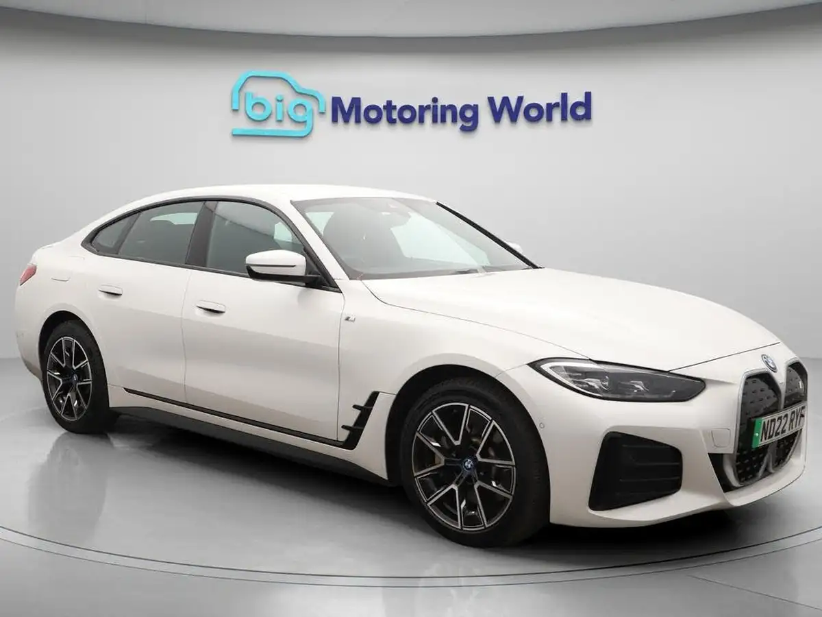 2022-bmw-i4-e-edrive40-m-sport-big-0