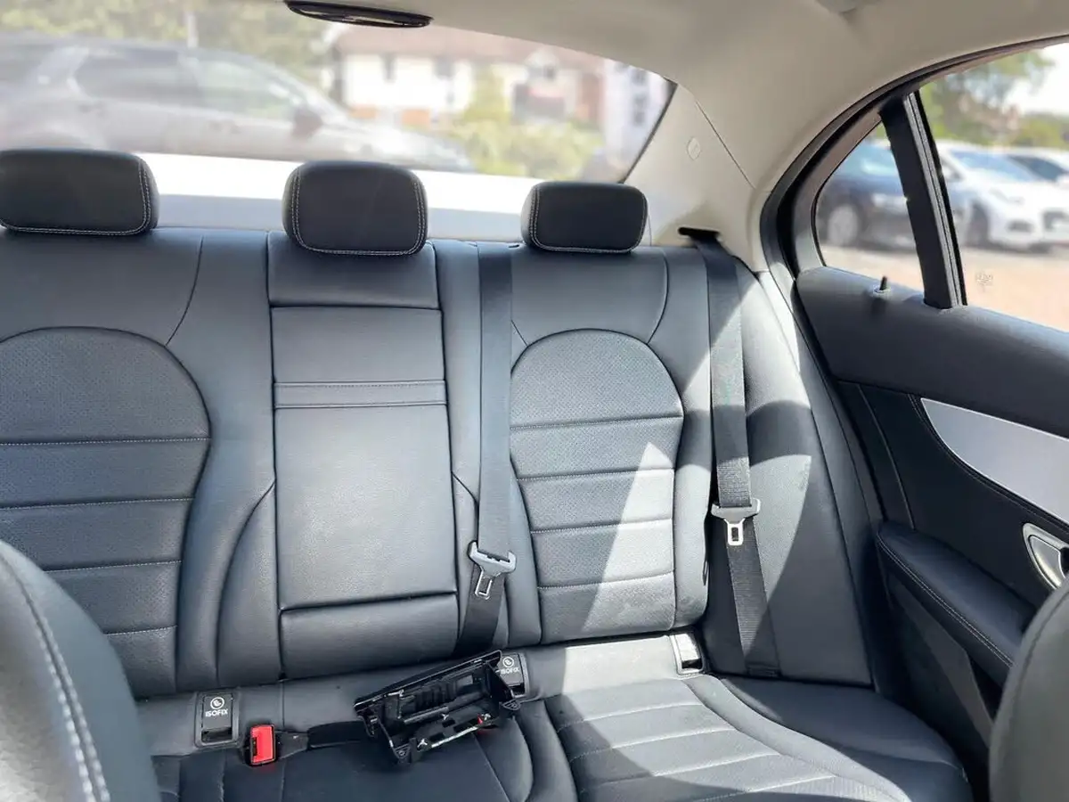 2015-mercedes-benz-c-class-20-c200-sport-184ps-ss-saloon-4d-7g-tronic-plus-big-24