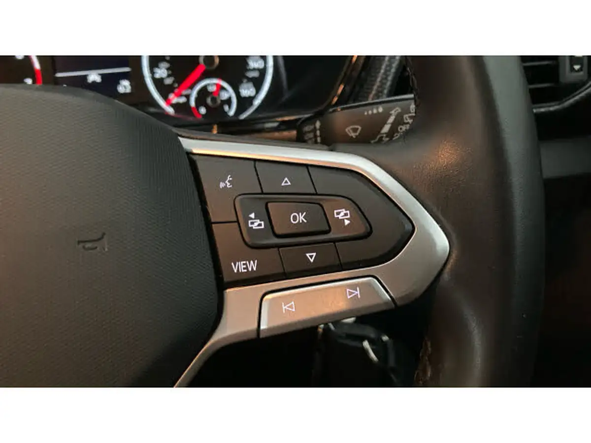 2021-volkswagen-t-cross-10-tsi-se-110ps-big-17