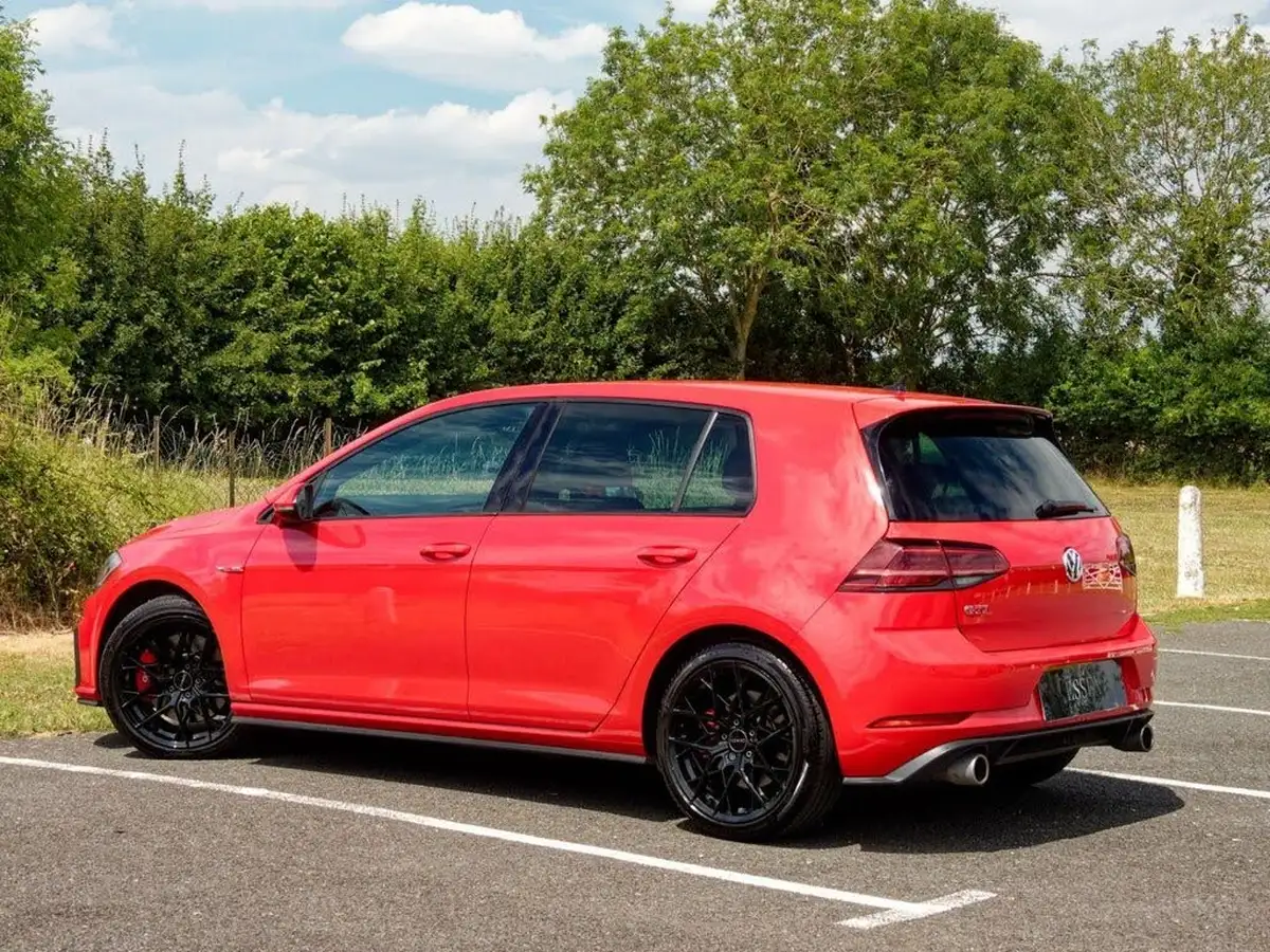 2019-volkswagen-golf-20-tsi-gti-performance-5d-dsg-big-10