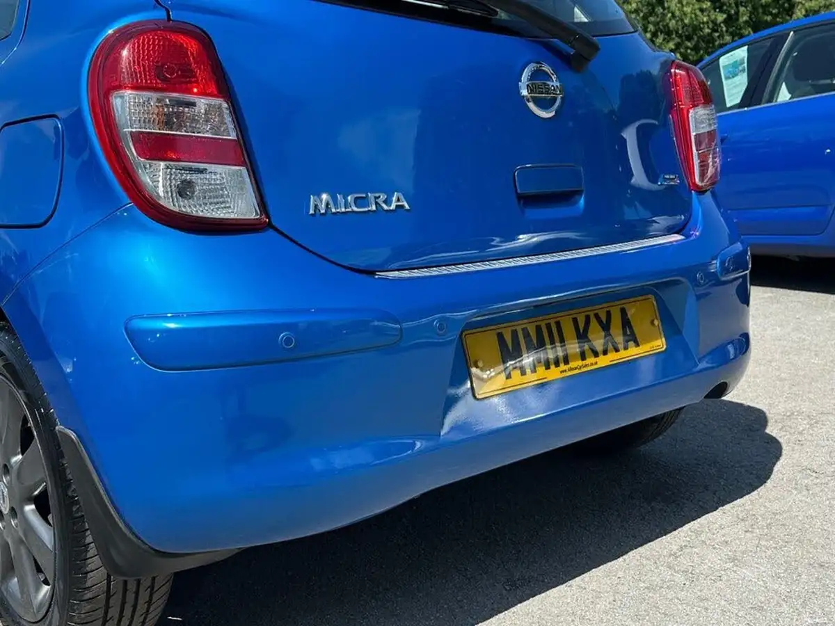 2011-nissan-micra-12-kuro-97bhp-big-31