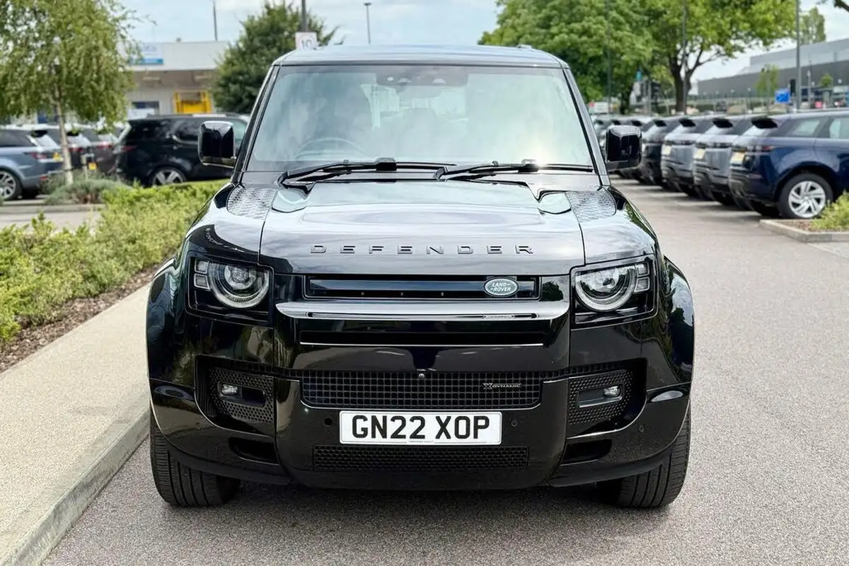 2022-land-rover-110-defender-20-p400e-x-dynamic-hse-big-19
