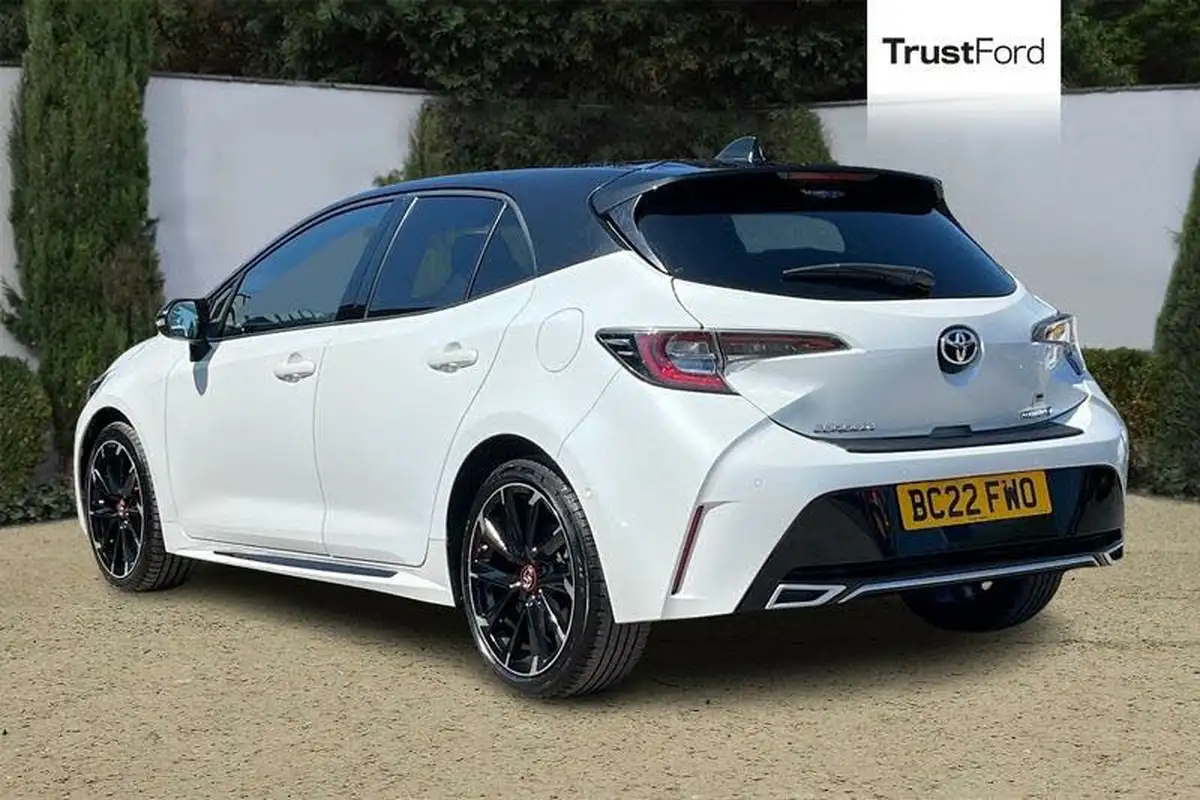 2022-toyota-corolla-18-vvt-i-gr-sport-120bhp-trk-hatchback-big-1