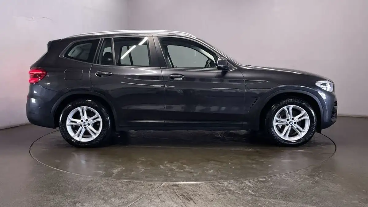 2021-bmw-x3-20-xdrive-30e-se-big-8