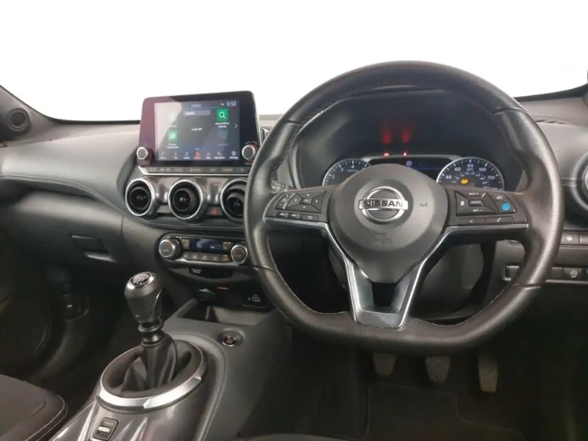 2021-nissan-juke-10-dig-t-tekna-big-4