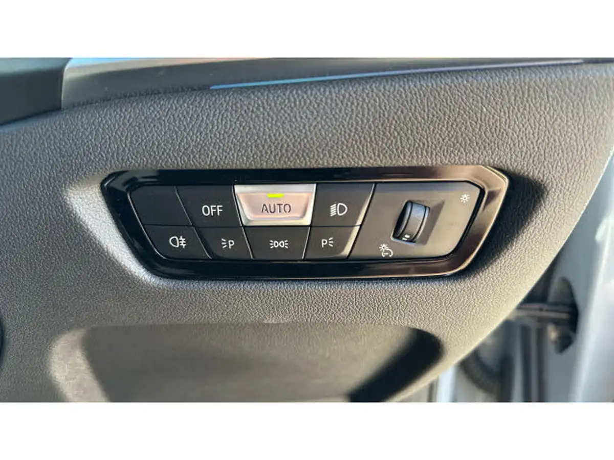2023-bmw-i4-e-m50-big-33