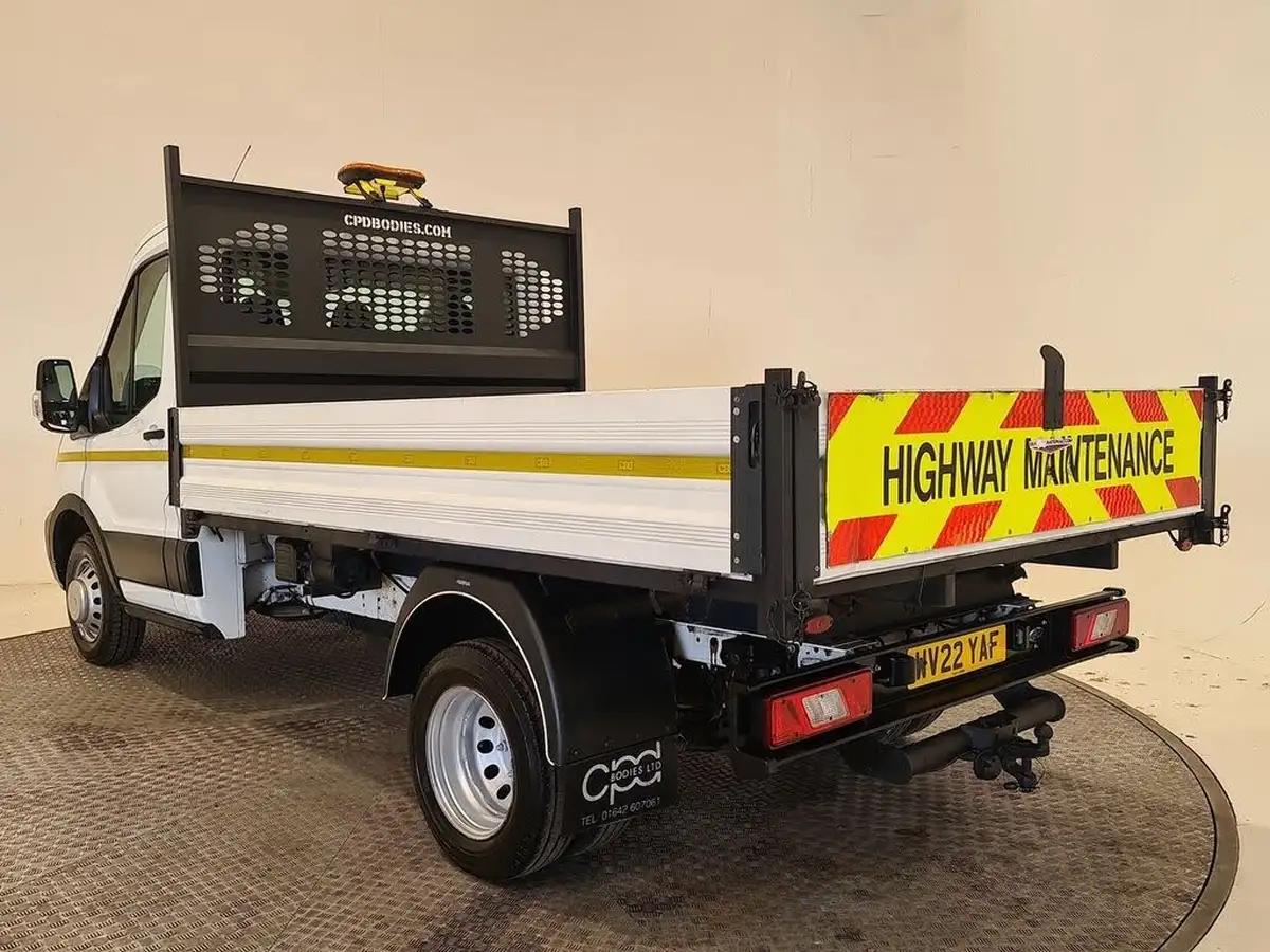 2022-ford-transit-20tdci-350-l2h1-leader-130pseu6dt-rwd-cab-big-17