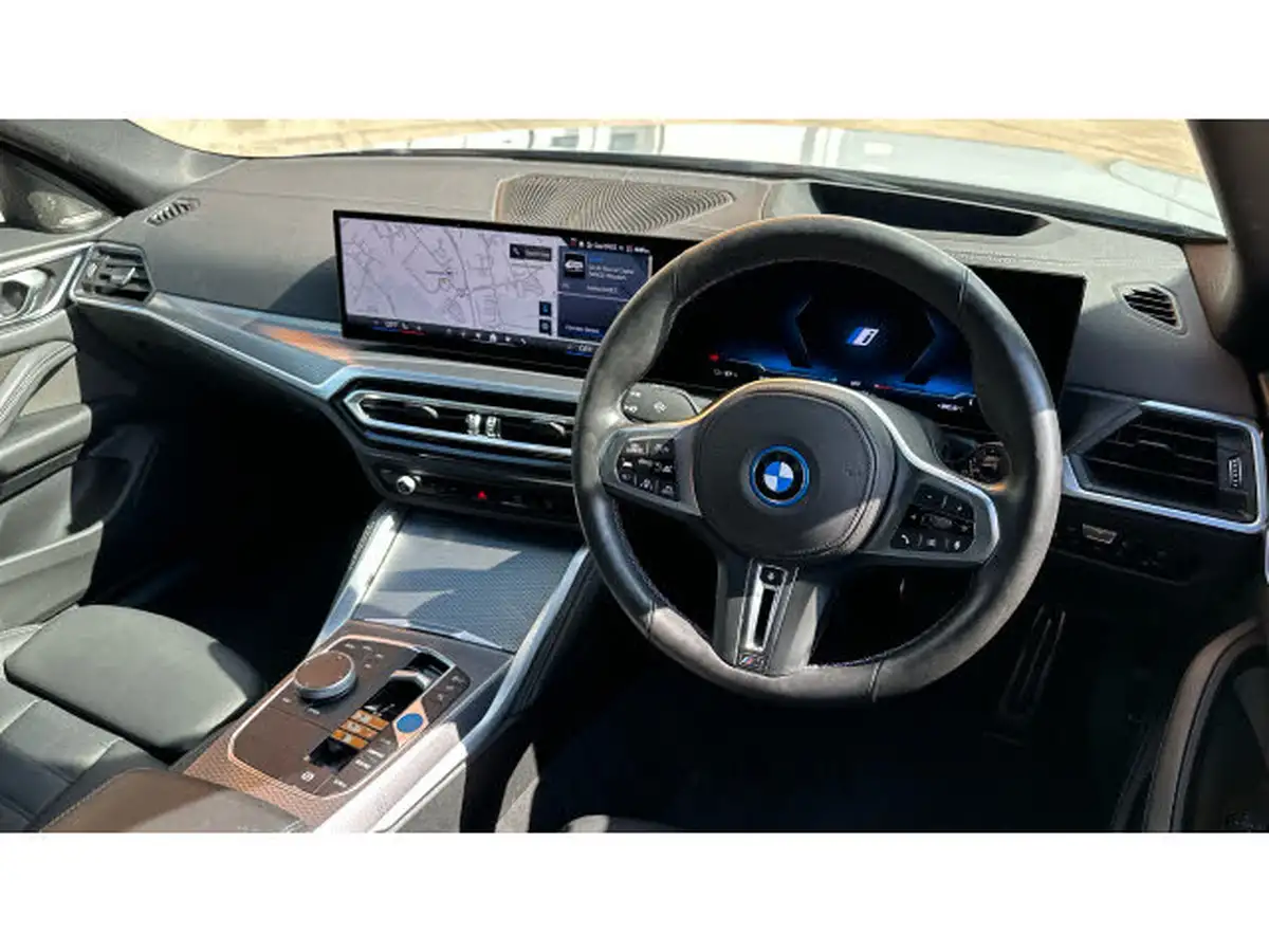 2023-bmw-i4-e-m50-big-5