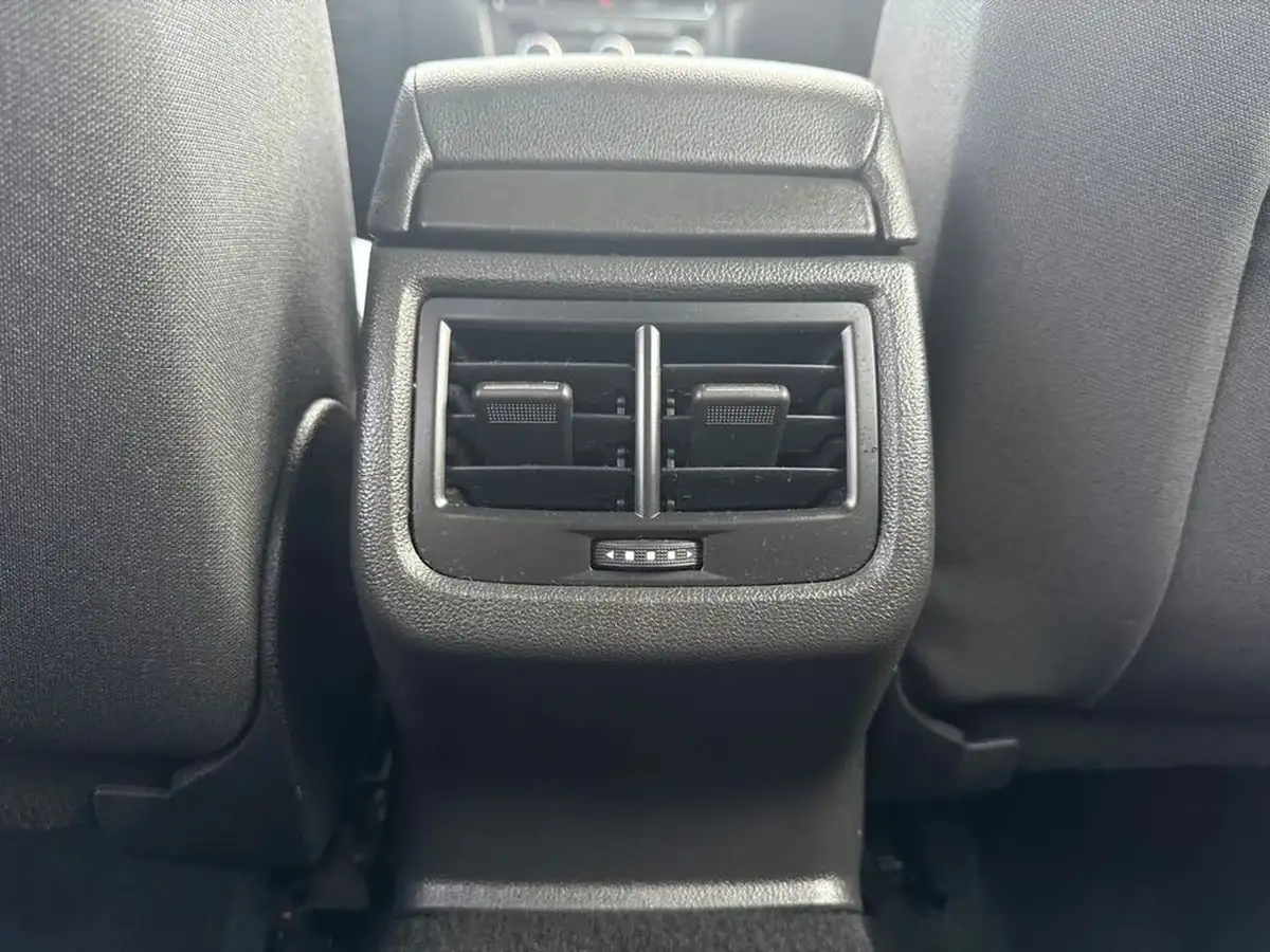 2016-seat-leon-12-se-tech-pack-tsi-110ps-hatchback-5d-dsg-big-27