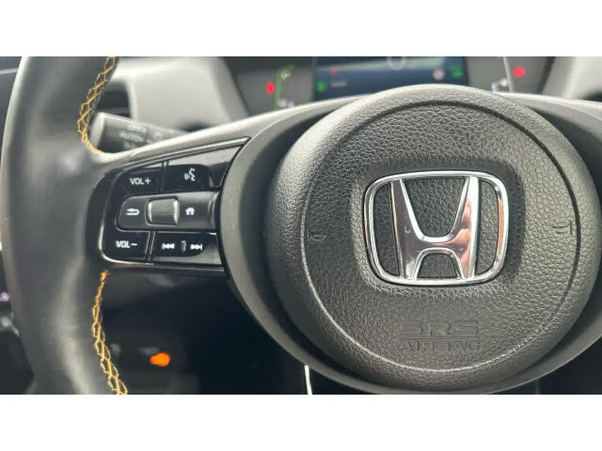 2023-honda-jazz-15-i-mmd-advance-sport-big-18