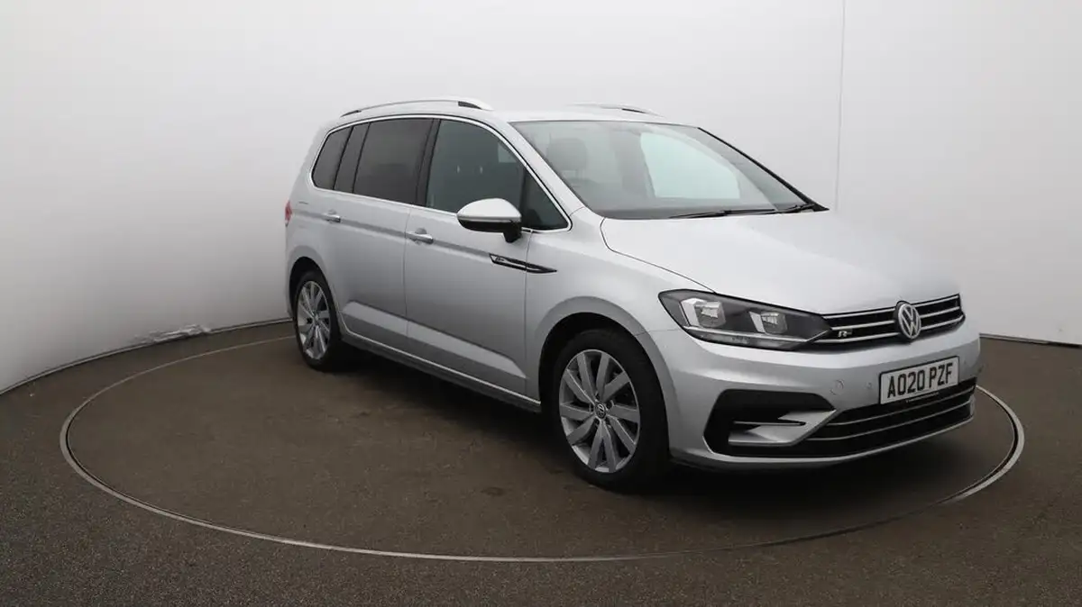 2020-volkswagen-touran-15-tsi-r-line-big-45