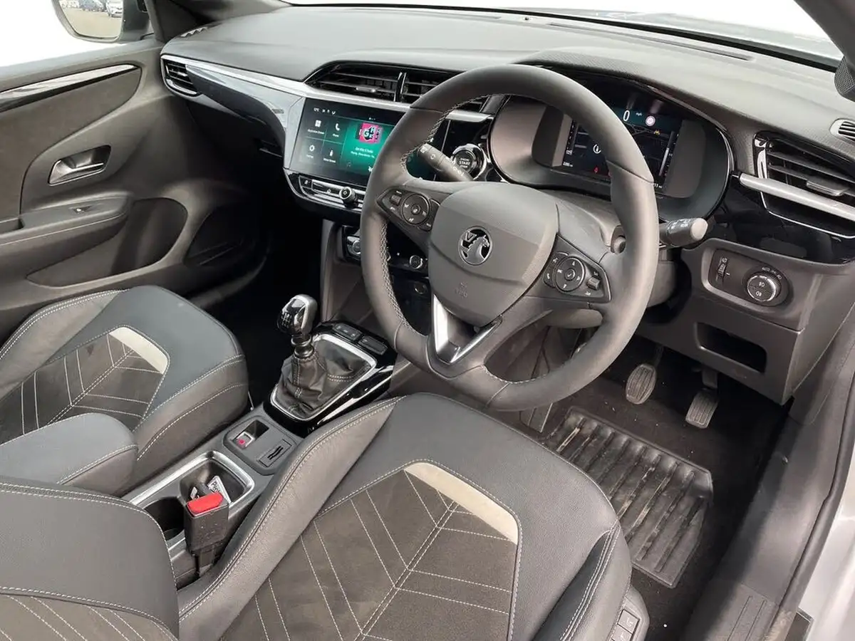 2024-vauxhall-corsa-12-turbo-ultimate-100ps-big-4