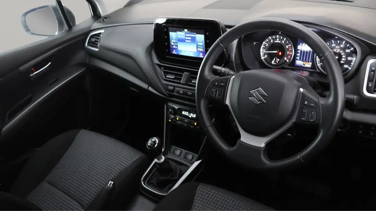 2023-suzuki-s-cross-14-boosterjet-motion-big-8