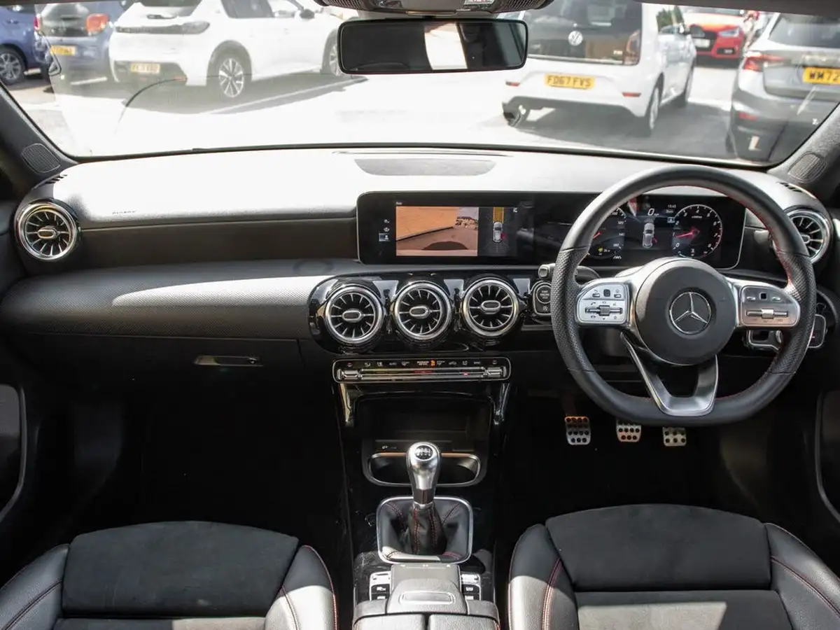 2019-mercedes-benz-a-class-13-a200-amg-line-premium-hatchback-5d-big-2