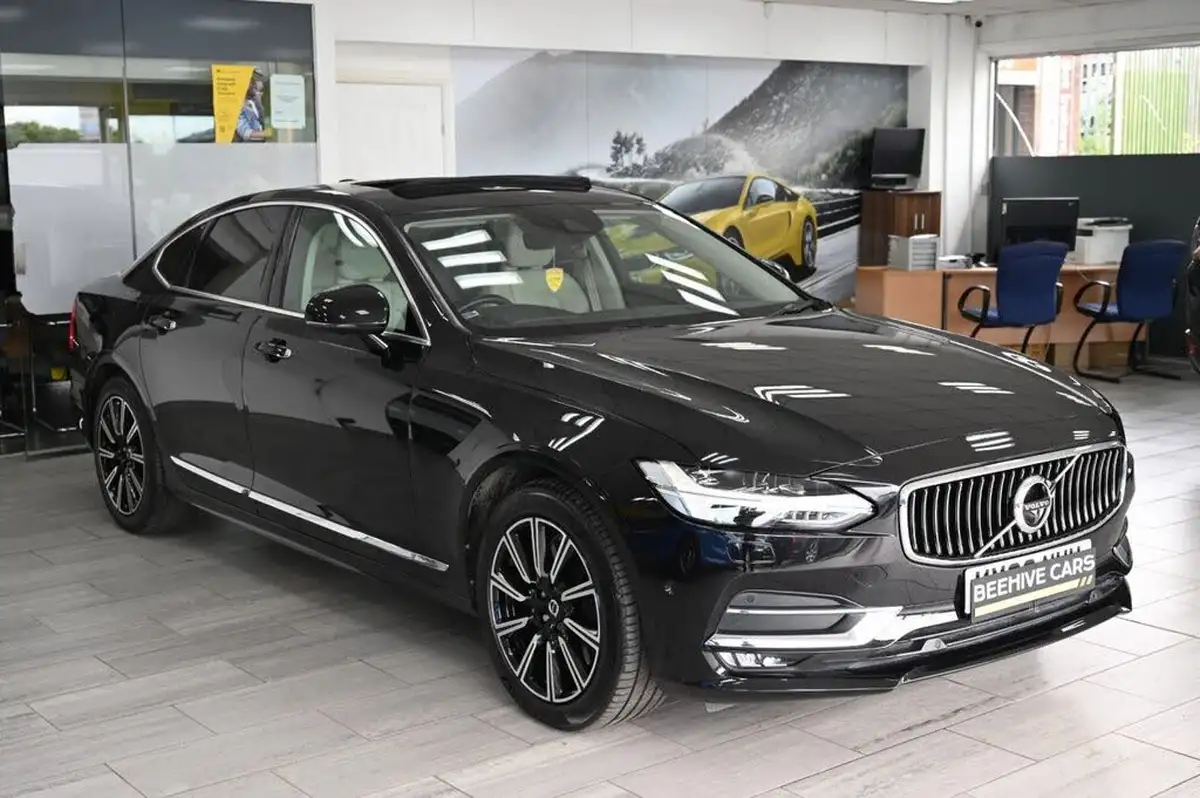 2018-volvo-s90-20td-d5-inscription-4x4-big-1