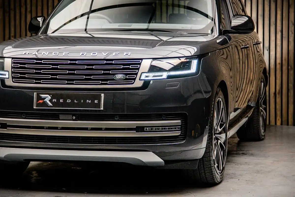 2025-land-rover-range-rover-30-d350-se-big-12