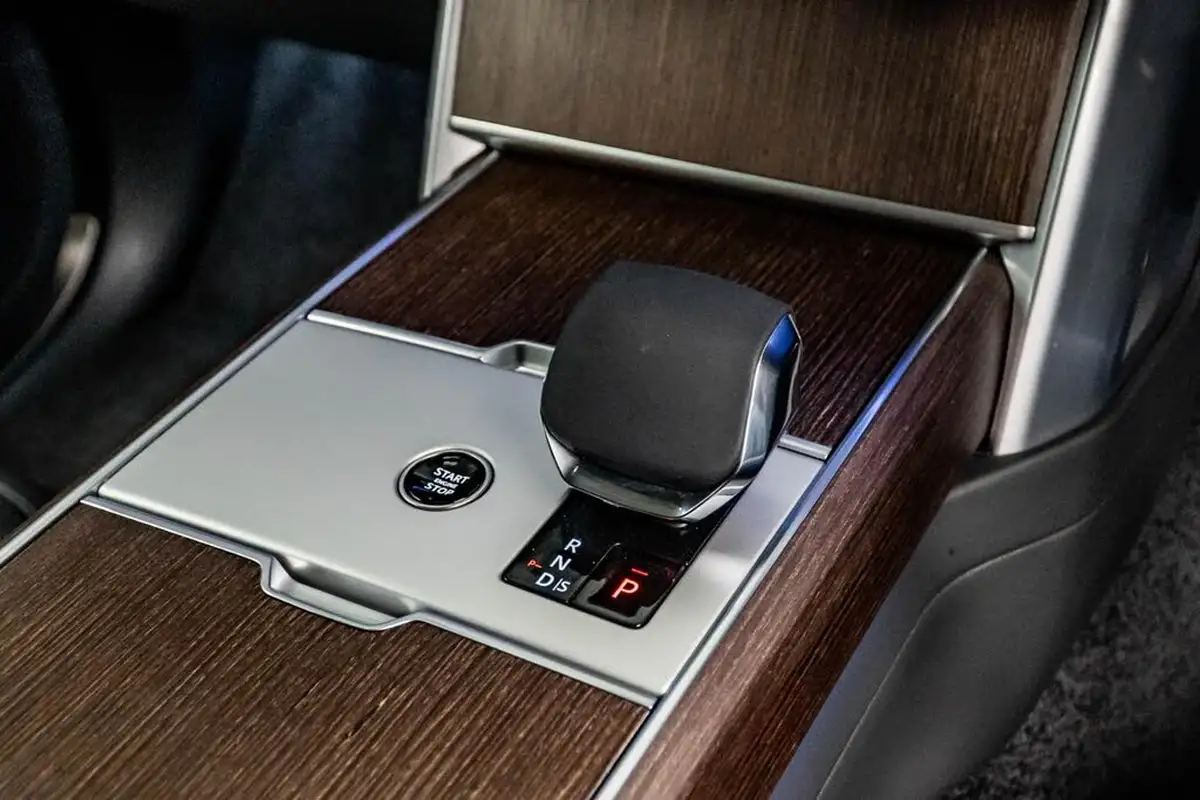 2025-land-rover-range-rover-30-d350-se-big-36