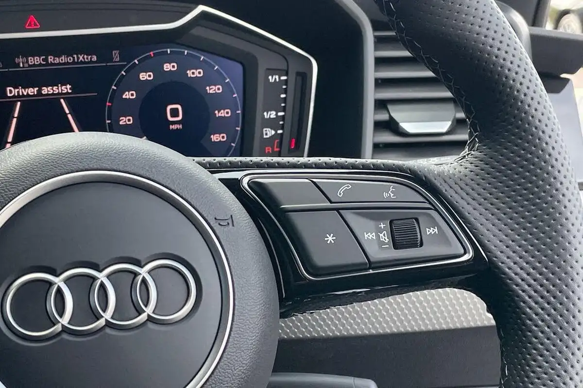 2025-audi-a1-10-30-tfsi-s-line-big-37
