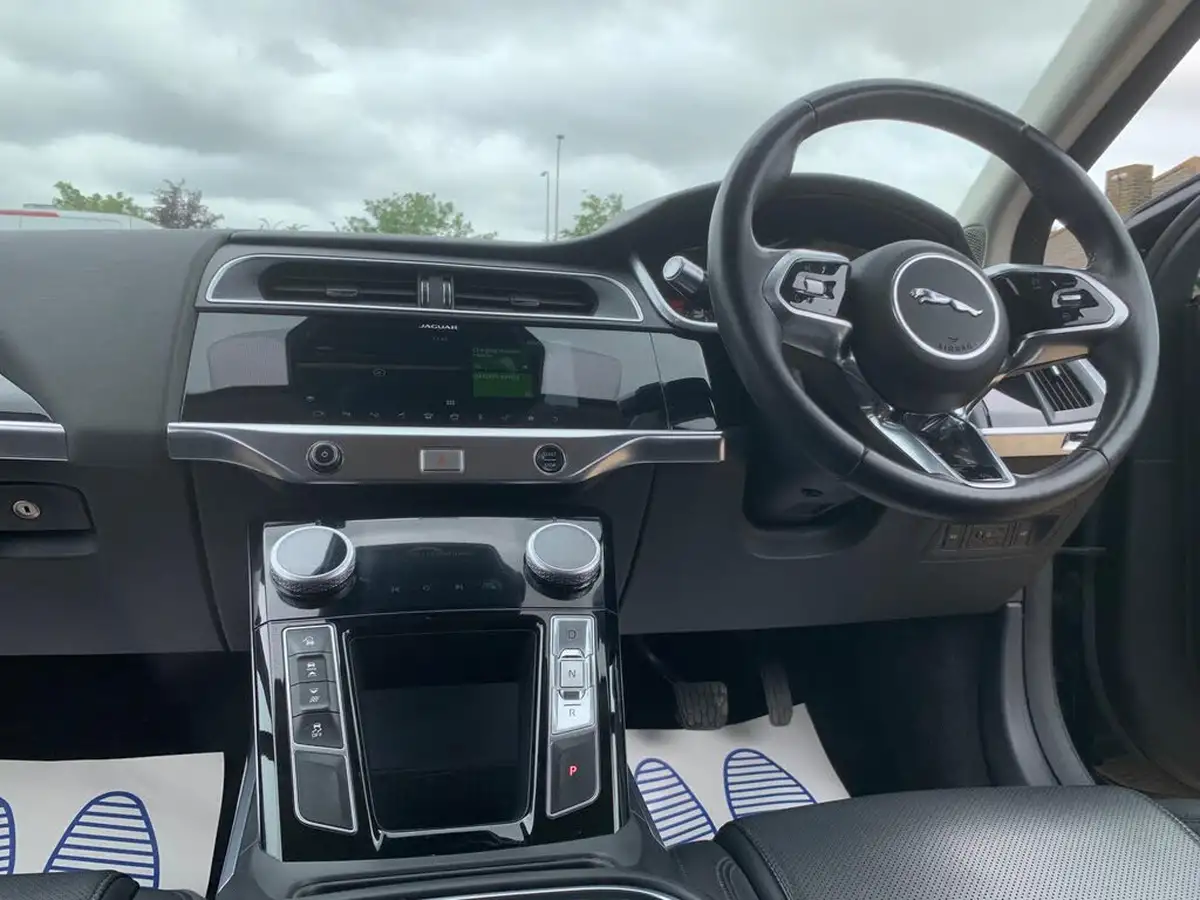 2019-jaguar-i-pace-ev400-s-big-45