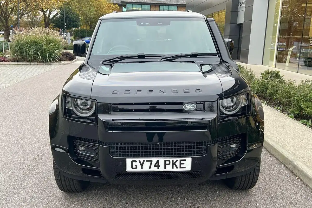 2024-land-rover-90-defender-30-d350-x-dynamic-hse-big-14