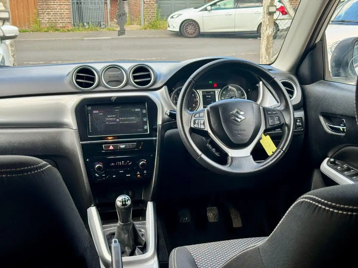 2018-suzuki-vitara-16-sz-t-big-16