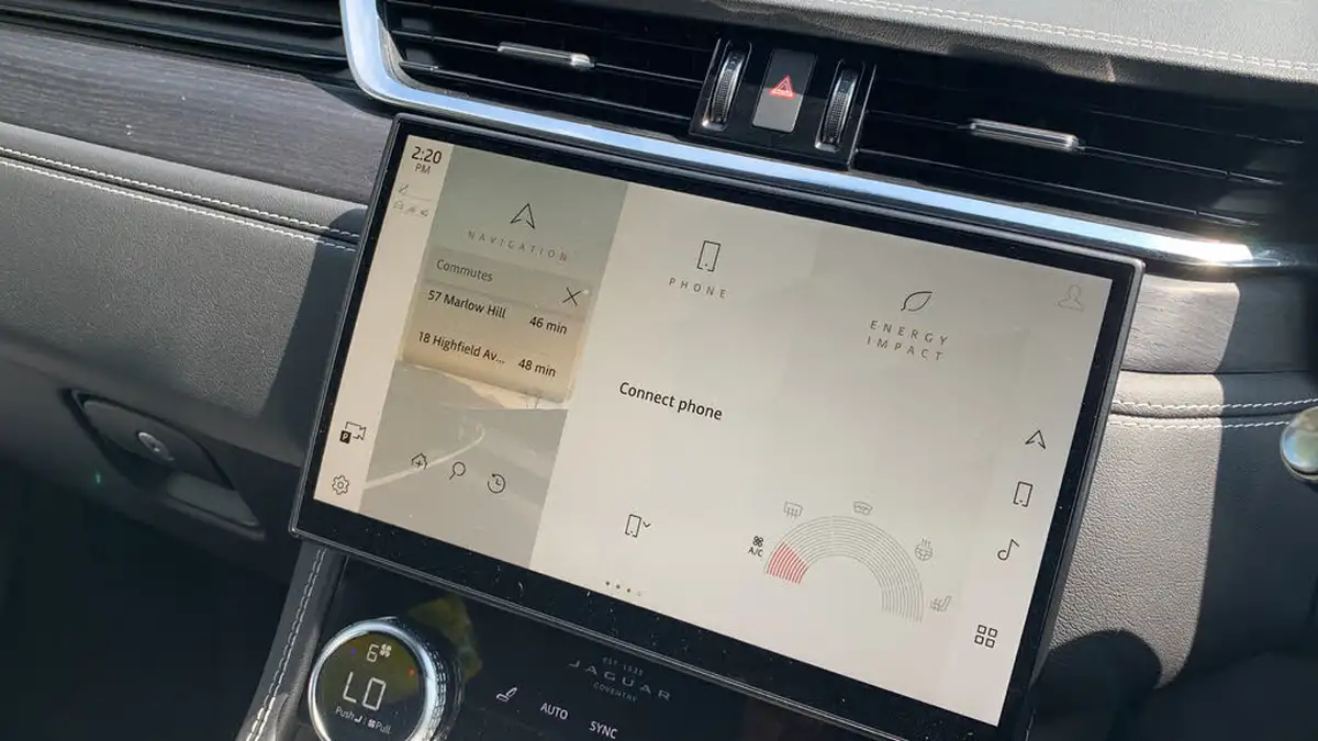 2021-jaguar-f-pace-20-d200-r-dynamic-hse-mhev-big-30