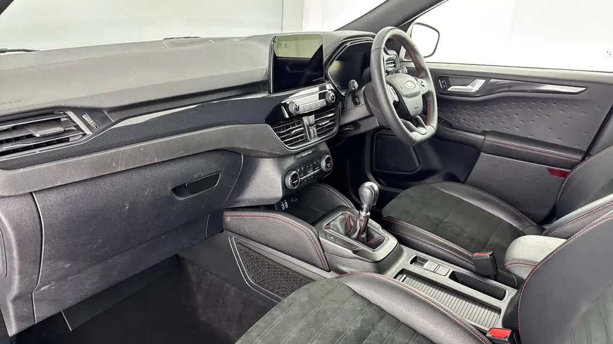 2021-ford-kuga-15-st-line-edition-big-9