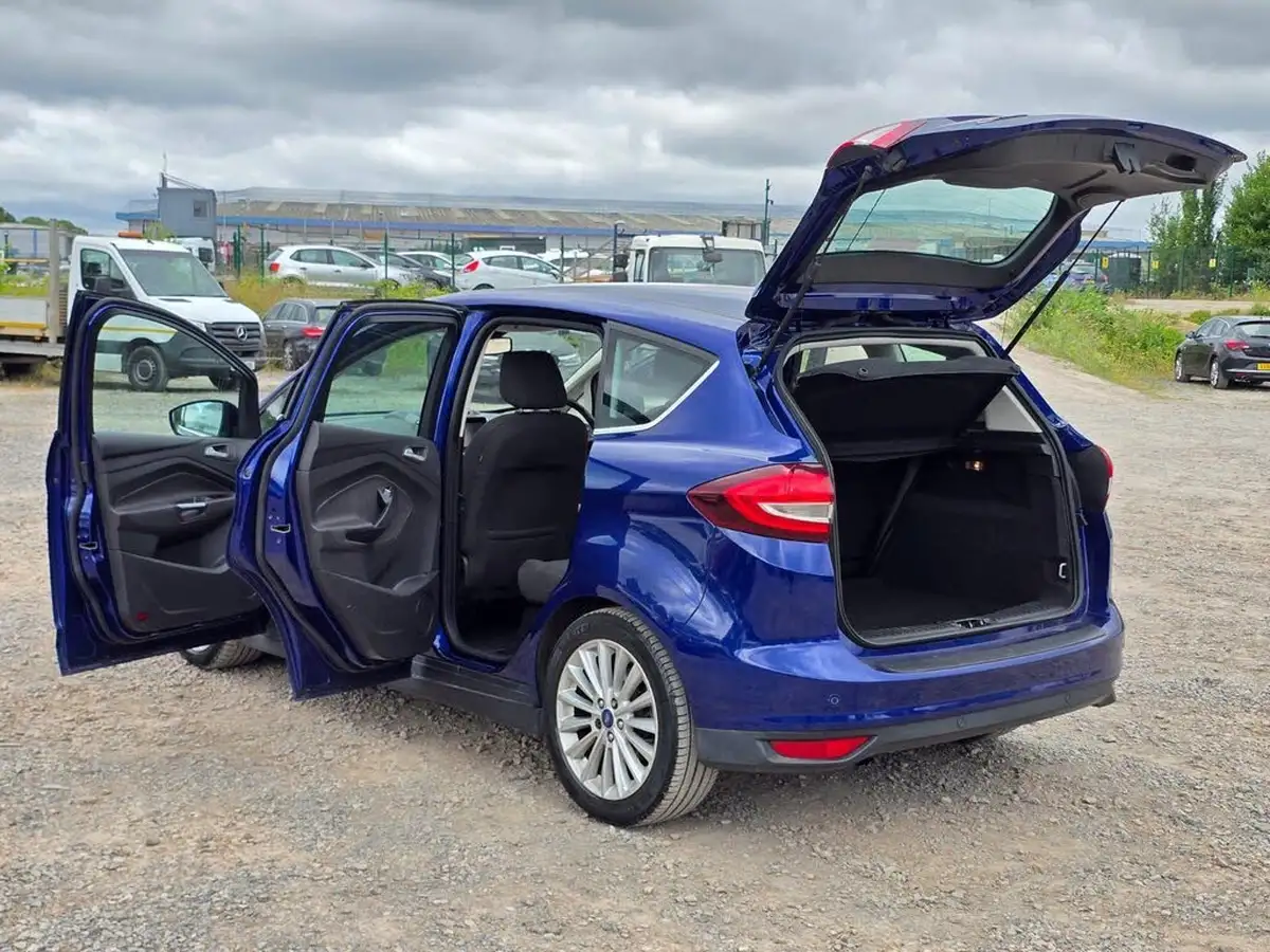 2016-ford-c-max-15tdci-titanium-powershift-big-8