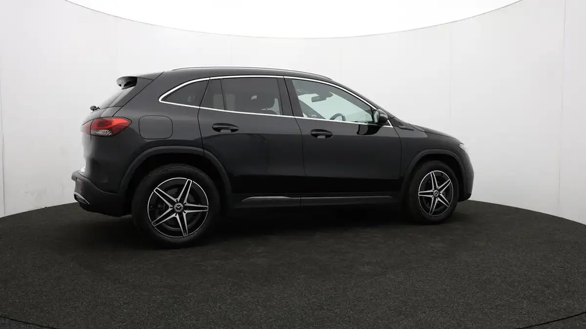 2022-mercedes-benz-eqa-e-eqa-250-amg-line-big-39