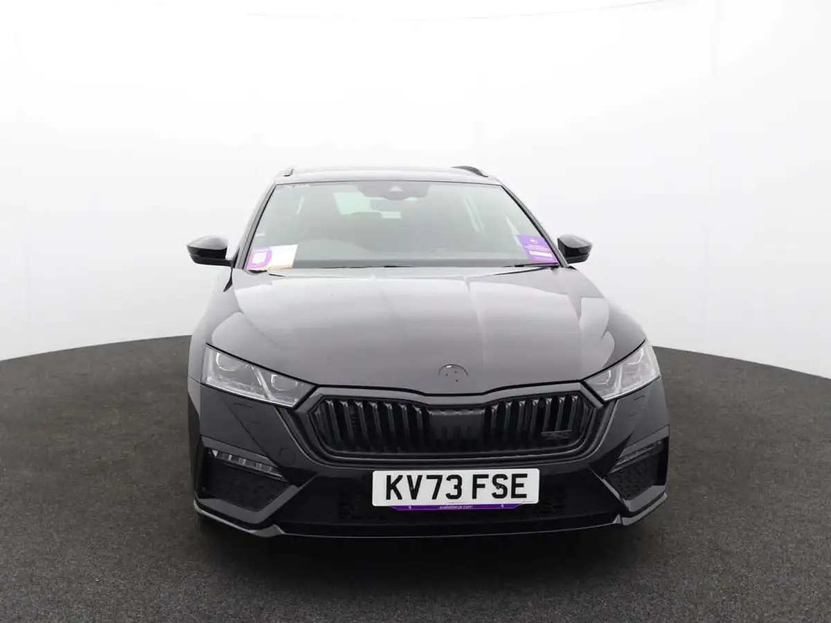 2023-skoda-octavia-20-tsi-vrs-estate-big-1