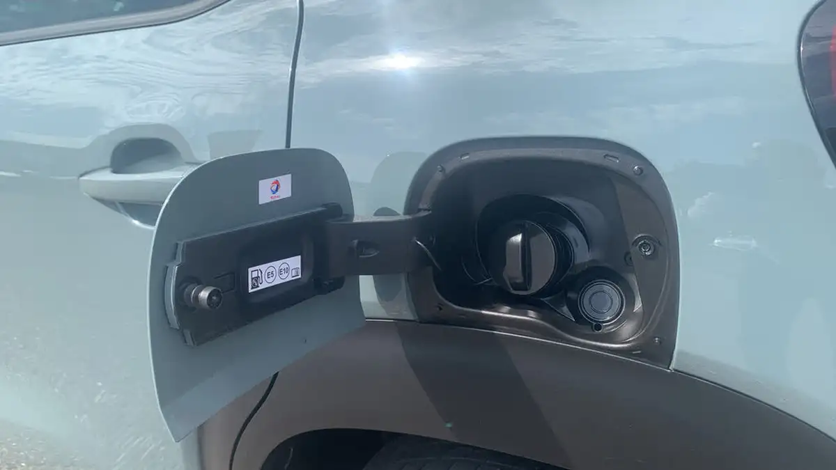 2023-citroen-c3-aircross-12-puretech-shine-plus-130ps-eat6-big-48