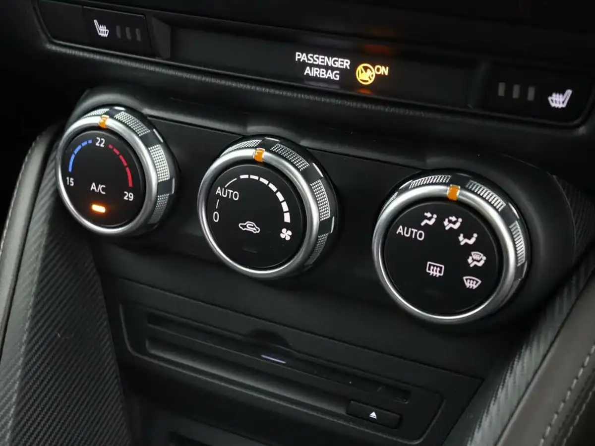 2018-mazda-mazda2-15-gt-sport-nav-115ps-ss-big-26