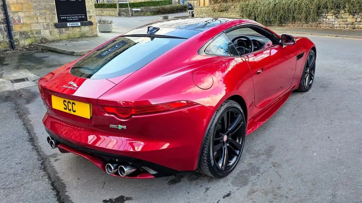 2016-jaguar-f-type-50-r-coupe-awd-big-5