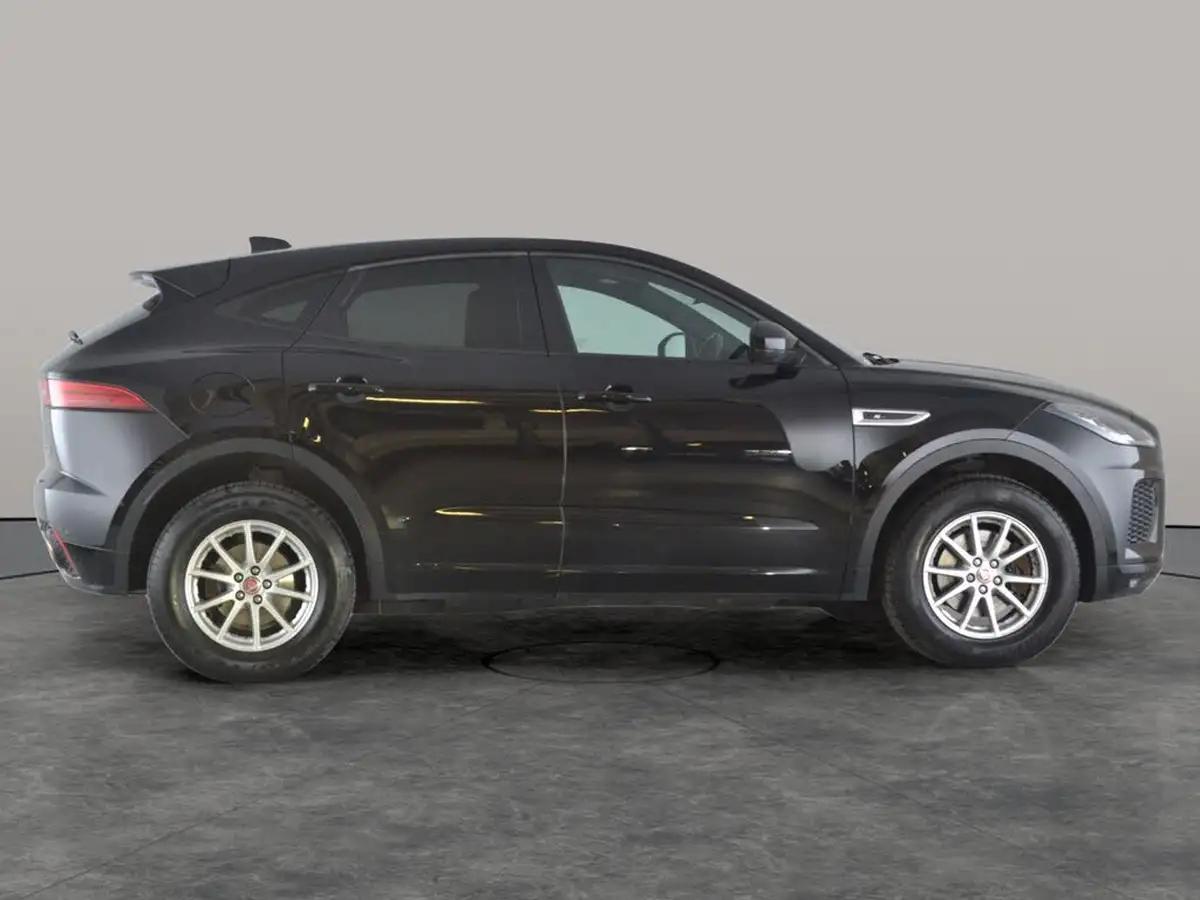 2020-jaguar-e-pace-20-i4d-r-dynamic-s-150ps-awd-big-14