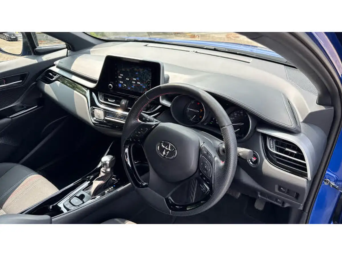 2022-toyota-c-hr-18-vvt-i-gr-sport-big-10