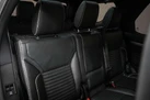 2021-land-rover-discovery-30-d300-r-dynamic-hse-small-25