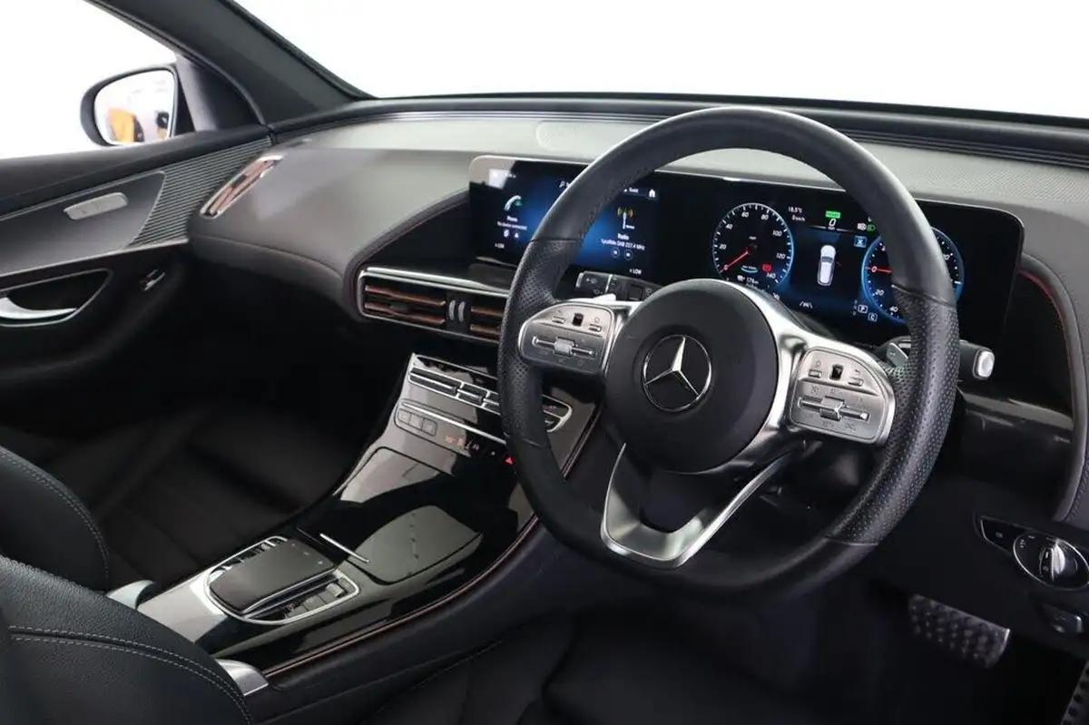 2021-mercedes-benz-eqc-e-eqc-400-amg-line-premium-big-52