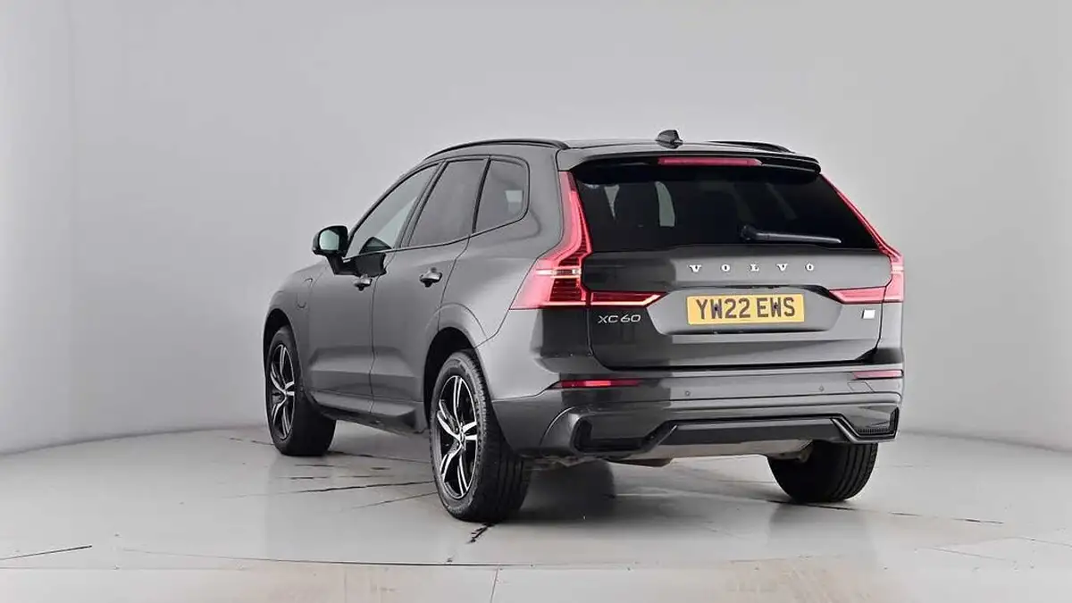 2022-volvo-xc60-20-t6-r-design-350bhp-plug-in-hybrid-big-69