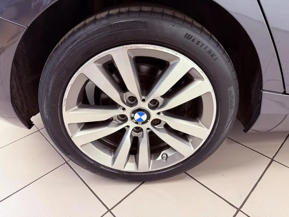 2018-bmw-1-series-15-118i-se-5d-big-27