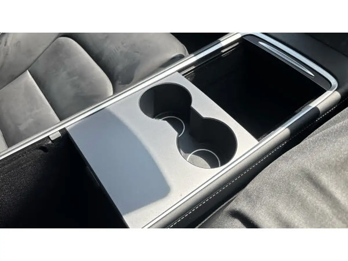 2021-tesla-model-3-e-long-range-awd-big-38