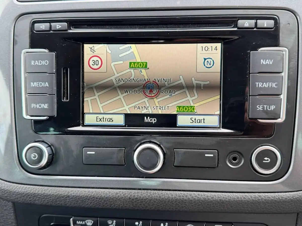 2013-volkswagen-tiguan-20tdi-match-140ps-4wd-dsg-big-8