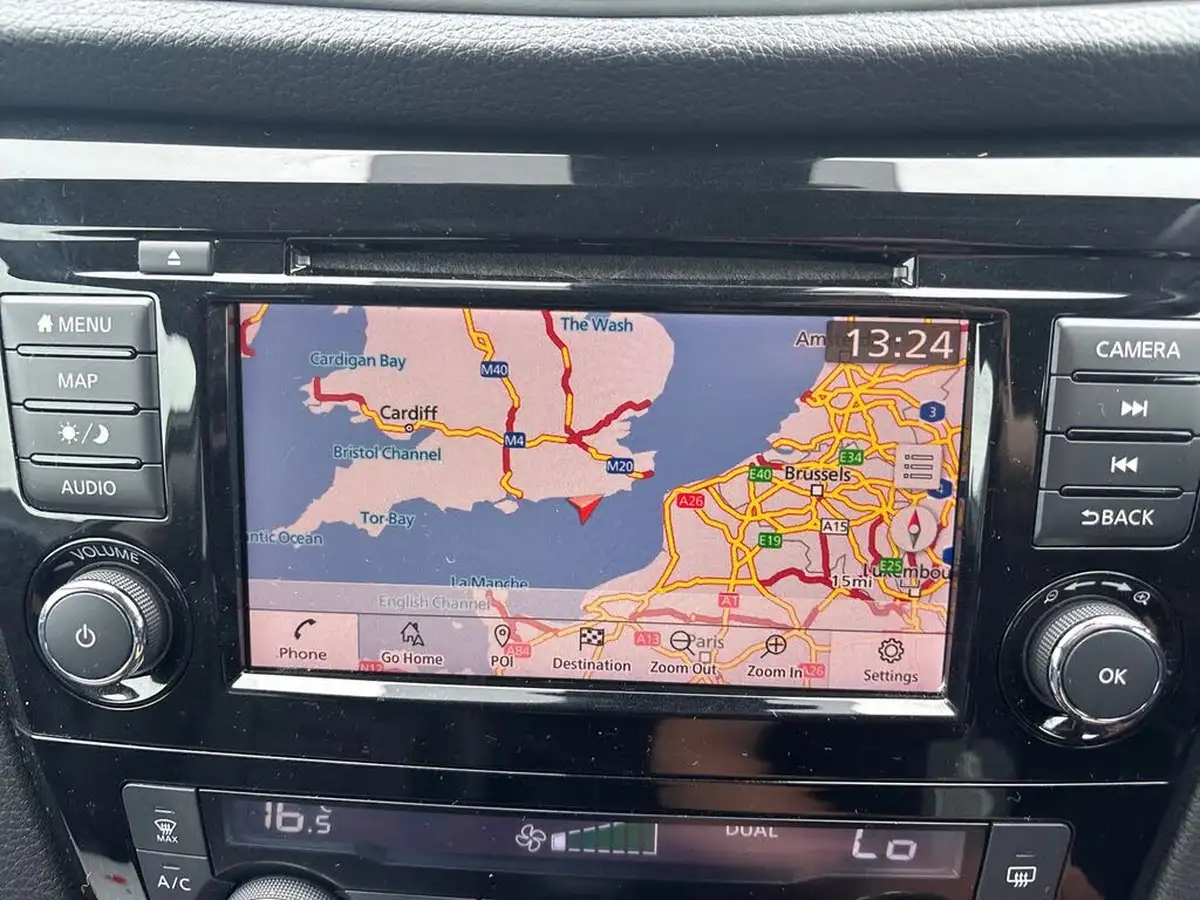 2021-nissan-qashqai-13-dig-t-n-motion-160ps-auto-big-19