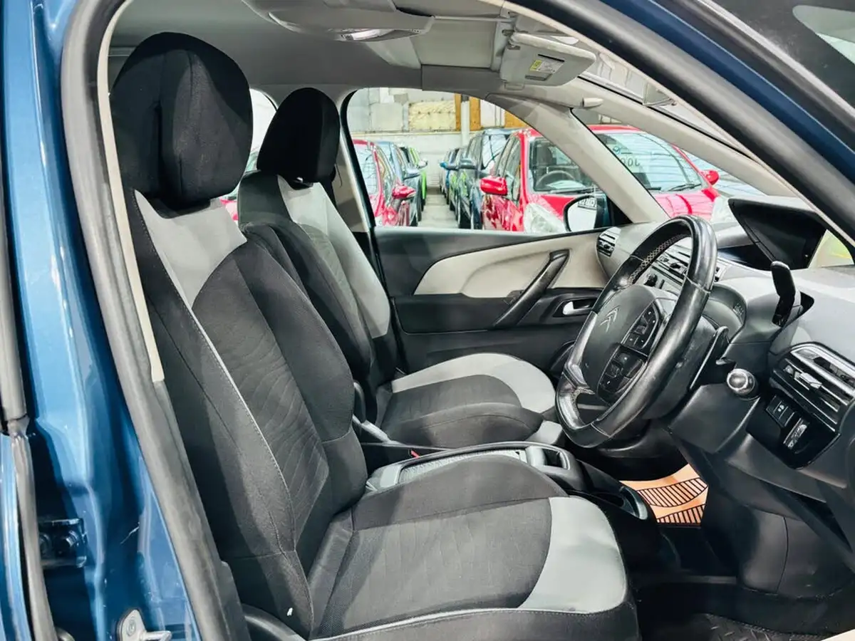 2015-citroen-grand-c4-picasso-16e-hdi-exclusive-etg6-big-11