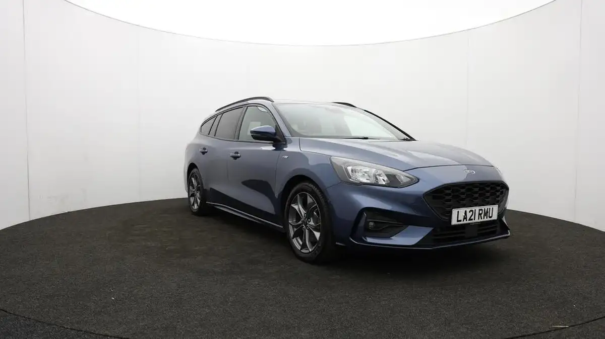 2021-ford-focus-15-st-line-estate-big-50